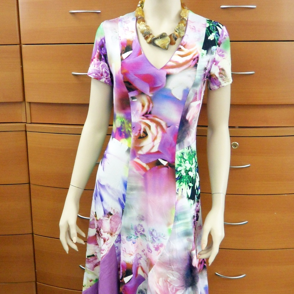 SHORT SLEEVE FLORAL DRESS FLARED SKIRT STRETCH